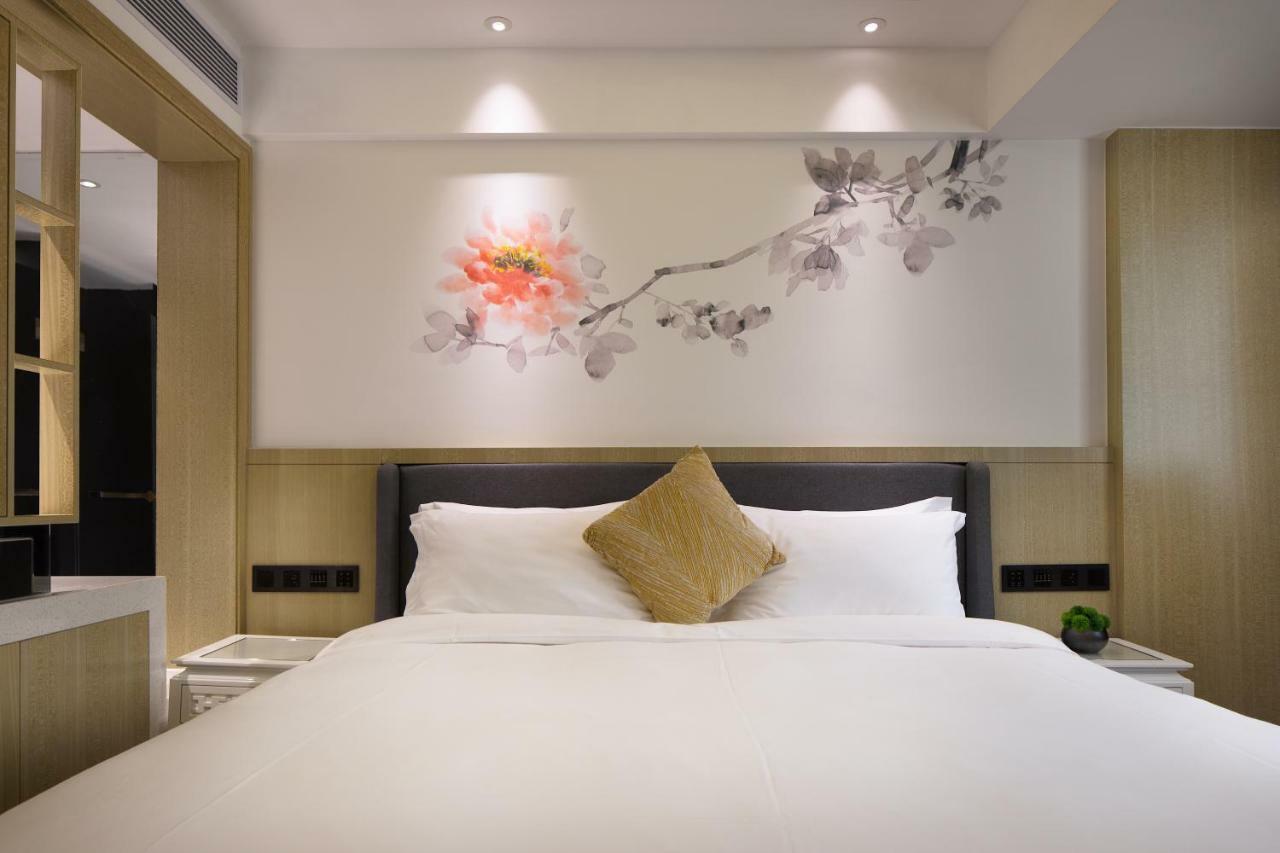 Paco Hotel Guangzhou Jiangtai Road Metro Branch Exterior foto